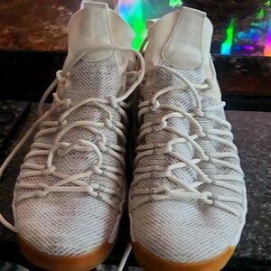 NIKE - KD (Kevin DURANT)